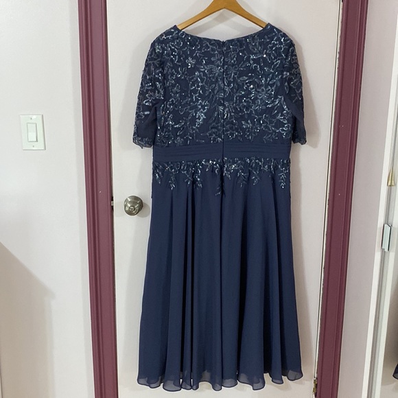 Beautiful New Year’s Eve Dress from JJ’s House - Picture 7 of 7